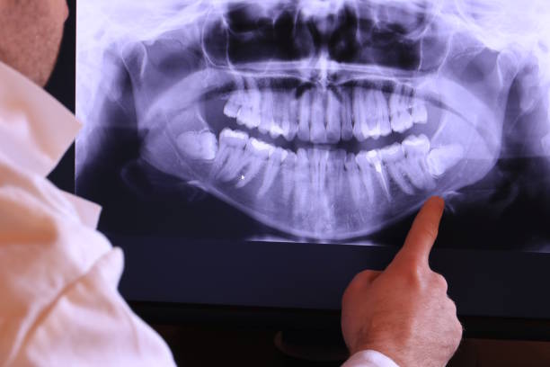 Best Dentist Open Late Near Me  in Middlebranch, OH
